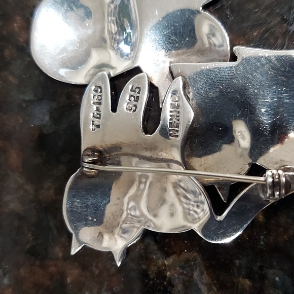 SOLD Vintage Taxco TG-189 Mexico Sterling Silver Cat Trio Brooch Pin - Picture 3 of 5